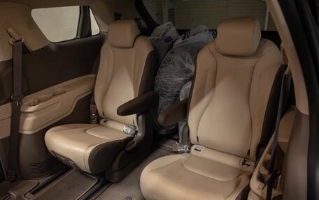 KIA Carnival, 2020 год, 3 950 000 рублей, 12 фотография