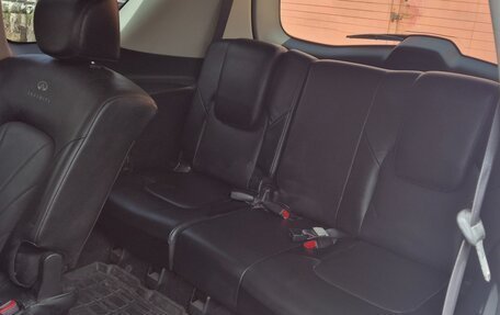 Infiniti QX56, 2011 год, 3 300 000 рублей, 15 фотография