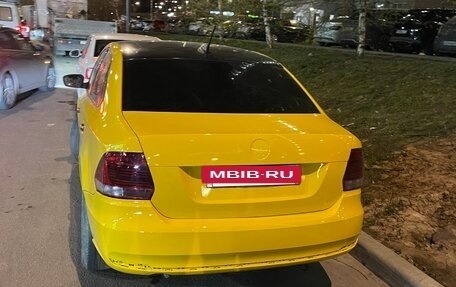 Volkswagen Polo VI (EU Market), 2018 год, 760 000 рублей, 2 фотография