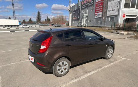 Hyundai Solaris II рестайлинг, 2014 год, 720 000 рублей, 5 фотография