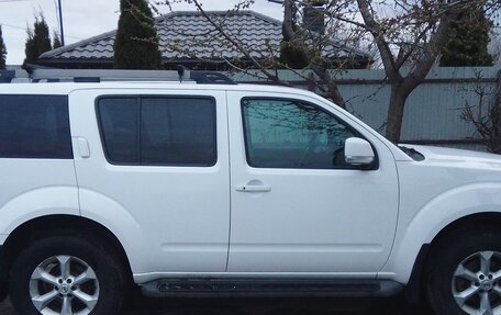 Nissan Pathfinder, 2014 год, 1 900 000 рублей, 4 фотография