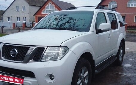Nissan Pathfinder, 2014 год, 1 900 000 рублей, 3 фотография