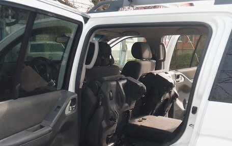 Nissan Pathfinder, 2014 год, 1 900 000 рублей, 21 фотография