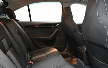 Skoda Octavia, 2017 год, 1 750 000 рублей, 11 фотография