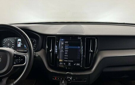 Volvo XC60 II, 2017 год, 3 290 000 рублей, 5 фотография