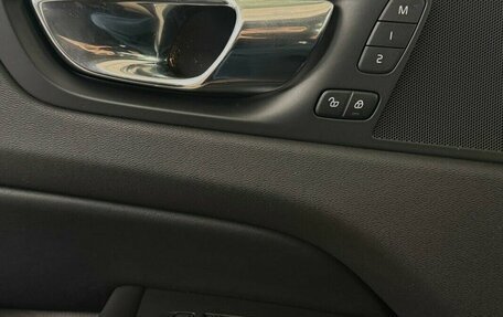 Volvo XC60 II, 2017 год, 3 290 000 рублей, 11 фотография