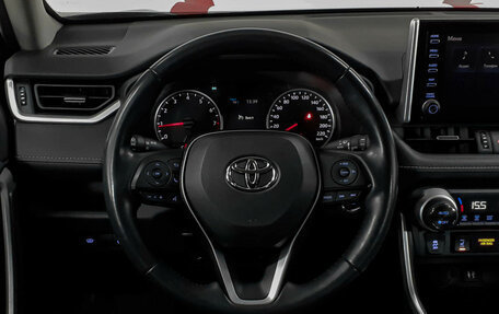 Toyota RAV4, 2020 год, 3 240 000 рублей, 11 фотография