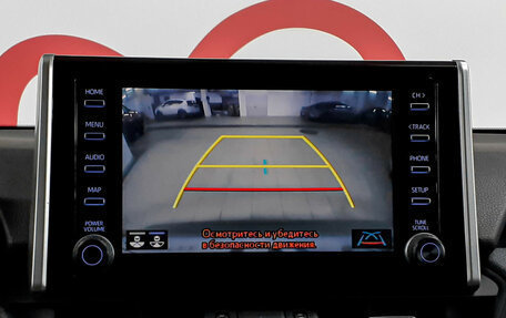 Toyota RAV4, 2020 год, 3 240 000 рублей, 13 фотография