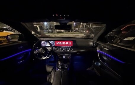 Mercedes-Benz E-Класс, 2018 год, 1 550 000 рублей, 8 фотография