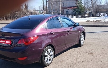 Hyundai Solaris II рестайлинг, 2012 год, 700 000 рублей, 6 фотография