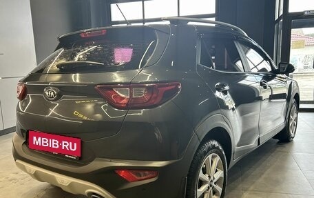 KIA Stonic, 2019 год, 1 800 000 рублей, 9 фотография