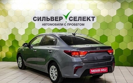 KIA Rio IV, 2018 год, 1 550 000 рублей, 6 фотография