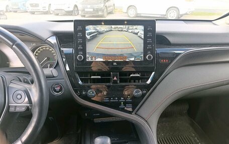 Toyota Camry, 2021 год, 3 099 000 рублей, 13 фотография