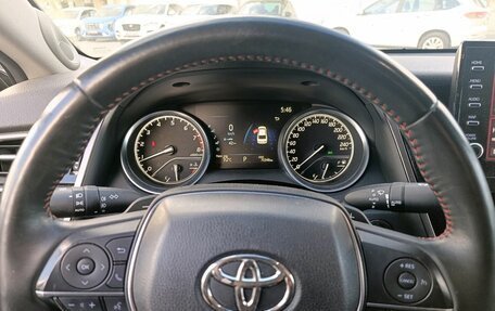 Toyota Camry, 2021 год, 3 099 000 рублей, 14 фотография