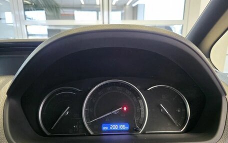 Toyota Voxy III, 2015 год, 1 800 000 рублей, 10 фотография