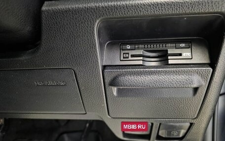 Toyota Voxy III, 2015 год, 1 800 000 рублей, 23 фотография