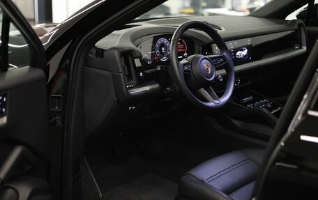 Porsche Cayenne III, 2024 год, 15 950 000 рублей, 11 фотография