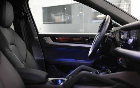 Porsche Cayenne III, 2024 год, 15 950 000 рублей, 26 фотография