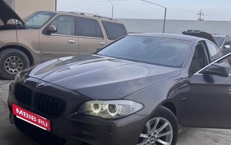 BMW 5 серия, 2011 год, 1 250 000 рублей, 2 фотография