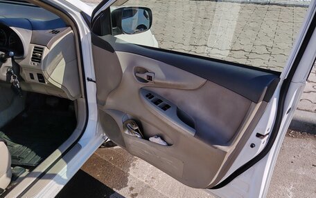 Toyota Corolla, 2010 год, 730 000 рублей, 10 фотография