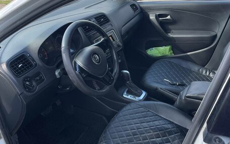 Volkswagen Polo VI (EU Market), 2016 год, 599 000 рублей, 2 фотография