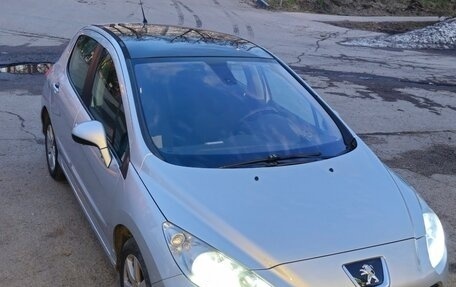 Peugeot 308 II, 2011 год, 599 000 рублей, 3 фотография