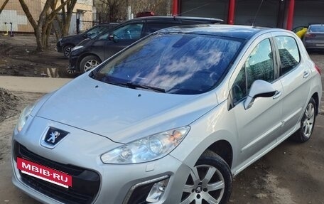 Peugeot 308 II, 2011 год, 599 000 рублей, 10 фотография