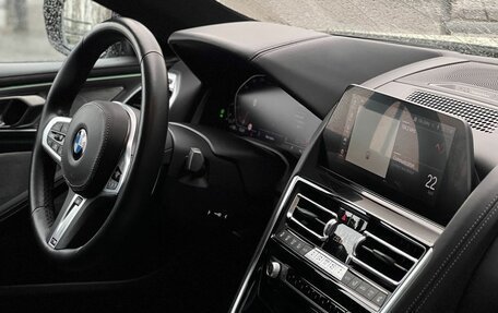BMW 8 серия, 2021 год, 7 390 000 рублей, 12 фотография