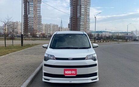 Toyota Spade, 2013 год, 780 000 рублей, 1 фотография