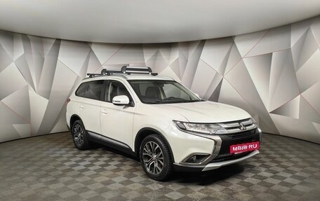 Mitsubishi Outlander III рестайлинг 3, 2016 год, 1 783 000 рублей, 3 фотография