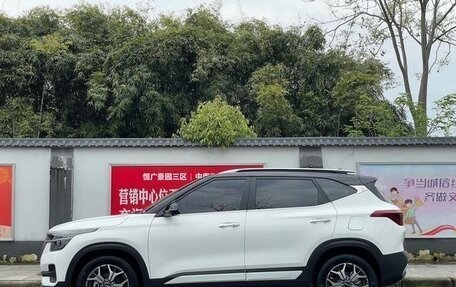 KIA Seltos I, 2023 год, 1 860 006 рублей, 7 фотография