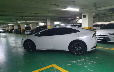 Toyota Prius IV XW50, 2025 год, 4 035 173 рублей, 4 фотография