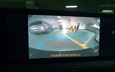 Toyota Prius IV XW50, 2025 год, 4 035 173 рублей, 12 фотография