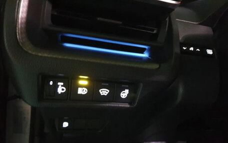 Toyota Prius IV XW50, 2025 год, 4 035 173 рублей, 10 фотография