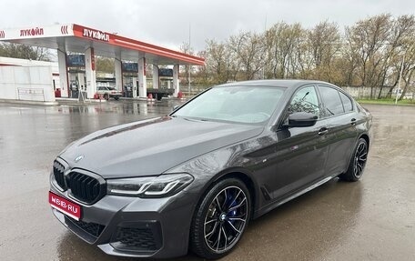 BMW 5 серия, 2019 год, 3 100 000 рублей, 1 фотография