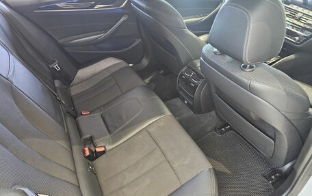 BMW 5 серия, 2019 год, 2 790 000 рублей, 16 фотография