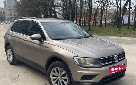 Volkswagen Tiguan II, 2018 год, 1 550 000 рублей, 6 фотография