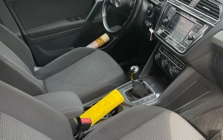 Volkswagen Tiguan II, 2018 год, 1 550 000 рублей, 9 фотография