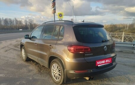Volkswagen Tiguan I, 2014 год, 2 200 000 рублей, 3 фотография