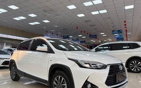 Toyota Yaris XP150 рестайлинг, 2022 год, 1 097 090 рублей, 1 фотография