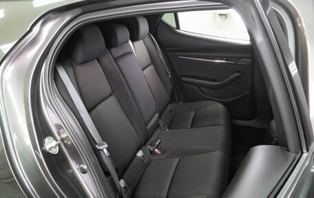 Mazda 3, 2021 год, 1 879 000 рублей, 9 фотография