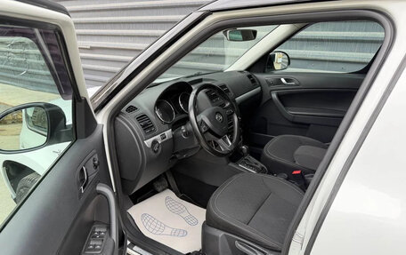 Skoda Yeti I рестайлинг, 2017 год, 1 495 000 рублей, 20 фотография