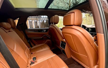 Porsche Cayenne III, 2019 год, 9 000 000 рублей, 14 фотография