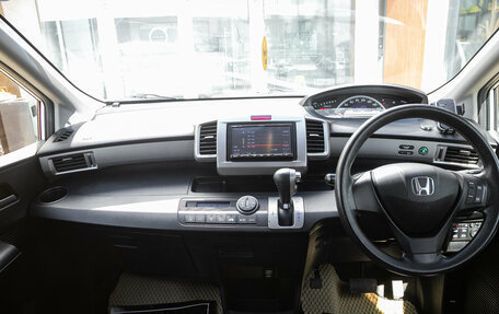 Honda Freed I, 2012 год, 1 098 000 рублей, 16 фотография