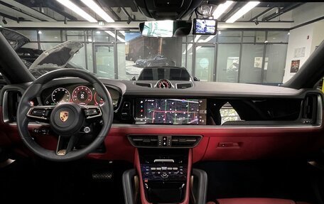 Porsche Cayenne III, 2025 год, 14 000 013 рублей, 15 фотография