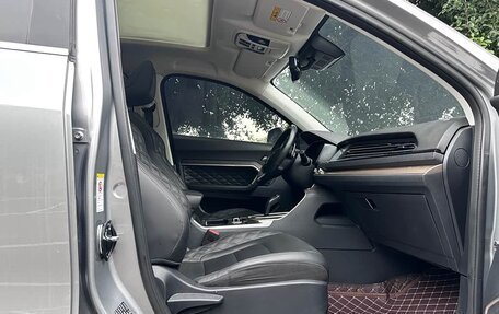 Haval H6, 2022 год, 1 250 000 рублей, 9 фотография