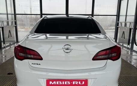 Opel Astra J, 2013 год, 745 000 рублей, 3 фотография