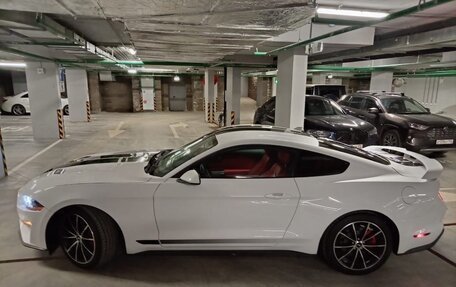 Ford Mustang VI рестайлинг, 2022 год, 4 500 000 рублей, 21 фотография