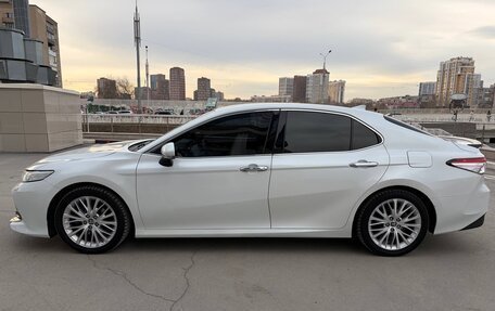 Toyota Camry, 2020 год, 2 820 000 рублей, 8 фотография