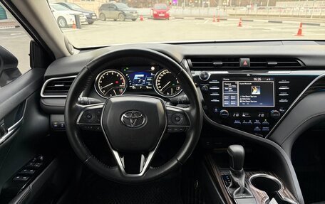 Toyota Camry, 2020 год, 2 820 000 рублей, 23 фотография